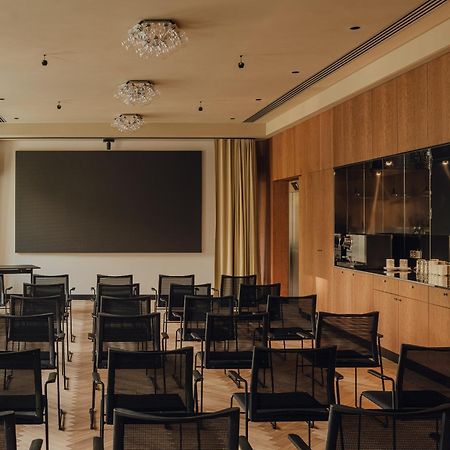 Flaner Hotel, Worldhotels Crafted Varsó Kültér fotó