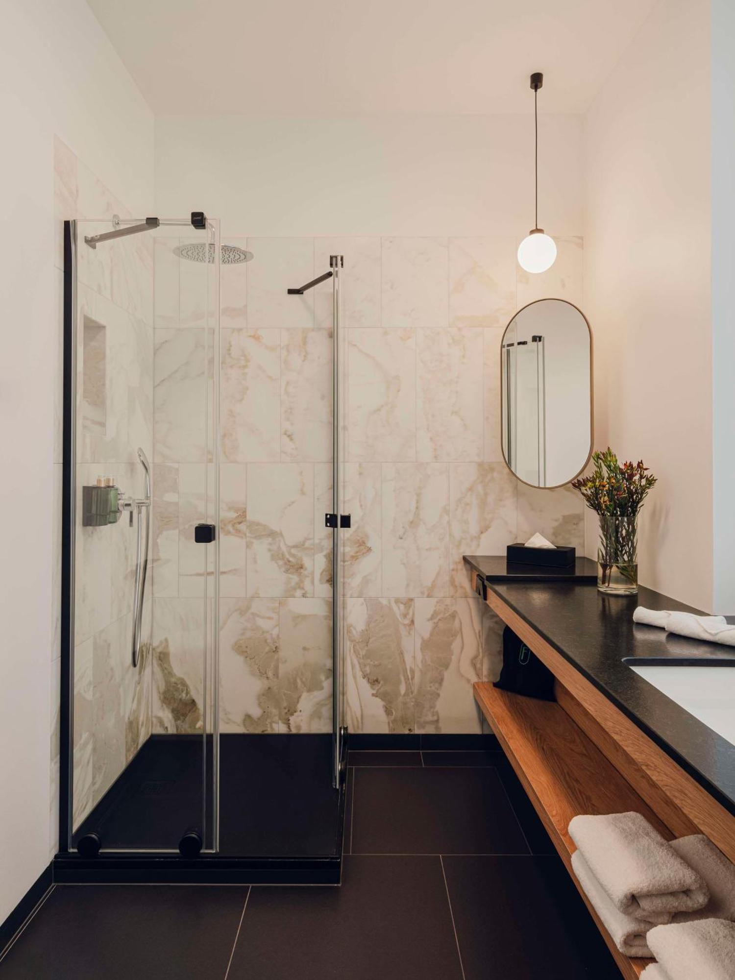 Flaner Hotel, Worldhotels Crafted Varsó Kültér fotó