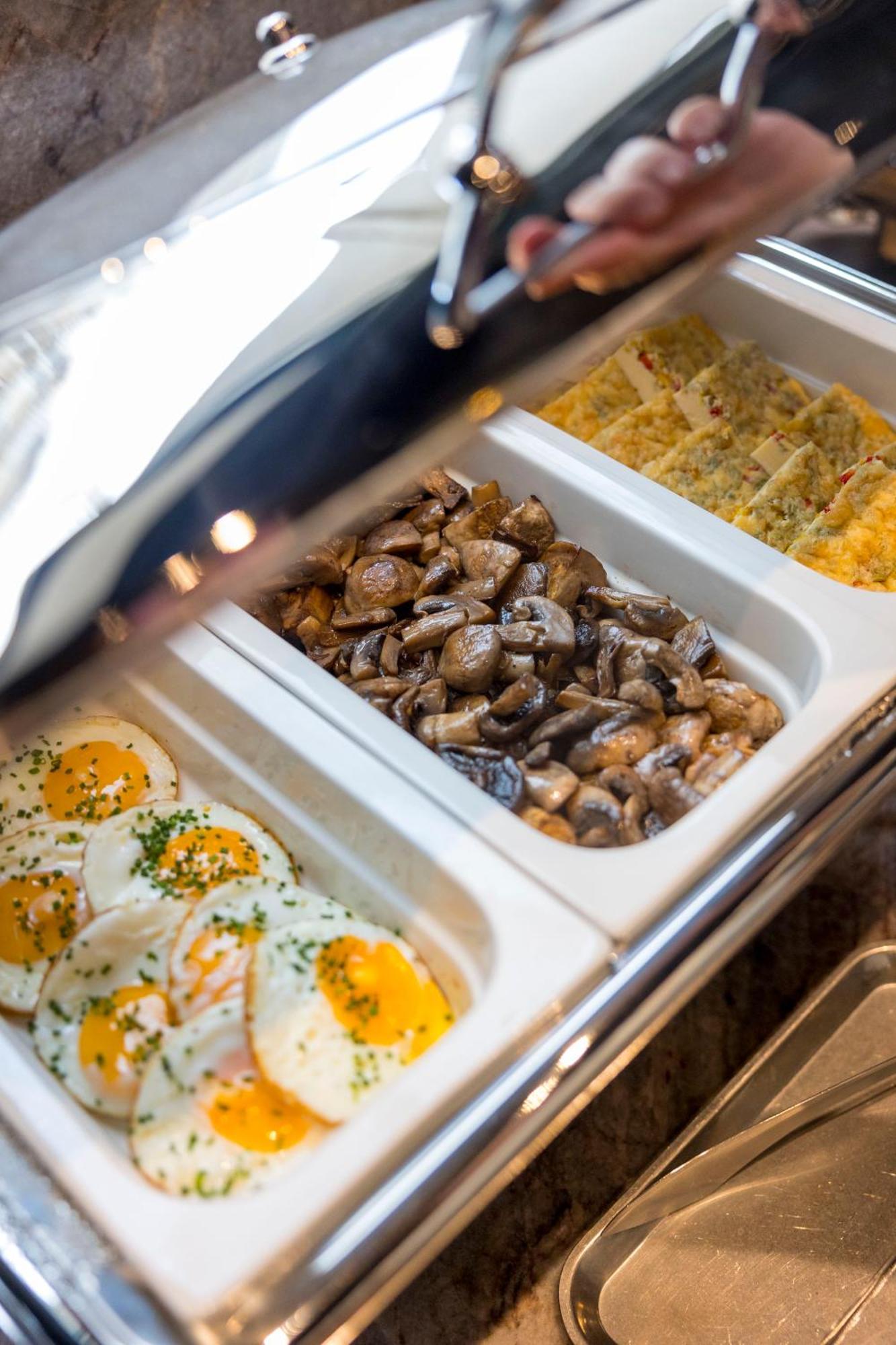 Flaner Hotel, Worldhotels Crafted Varsó Kültér fotó