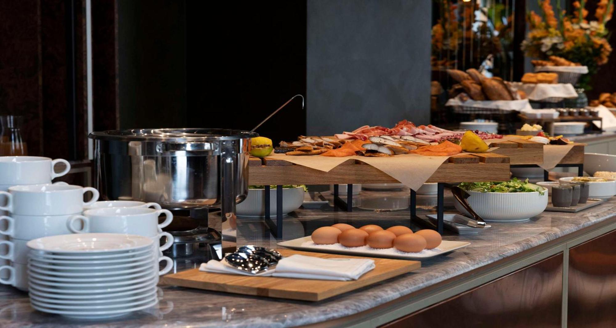 Flaner Hotel, Worldhotels Crafted Varsó Kültér fotó